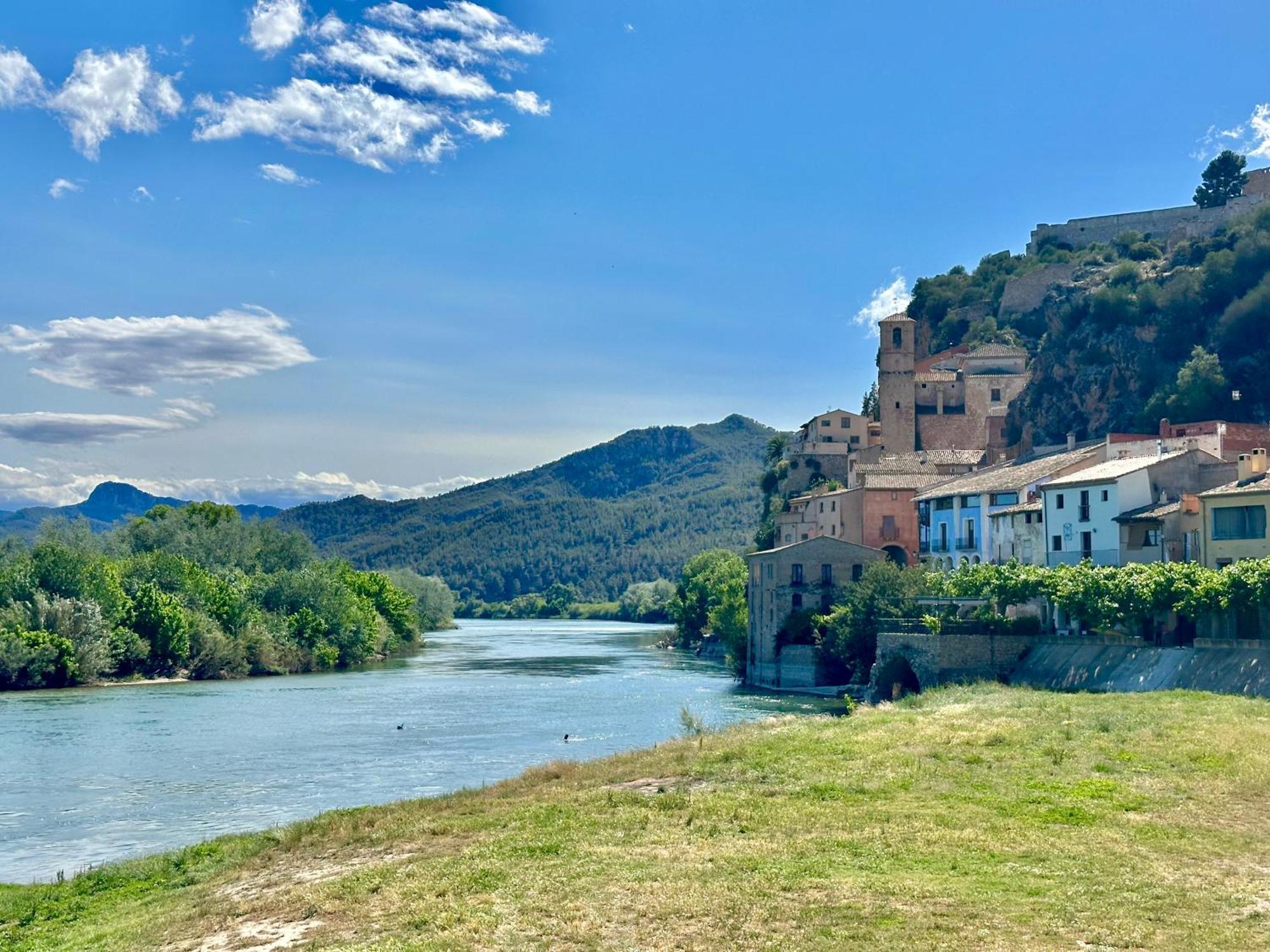 Wonderful Comfortable In The Burga Valley Holiday home Rasquera
